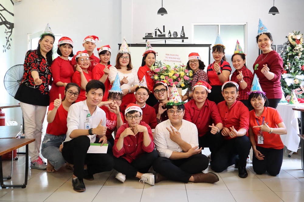 Khoảnh khắc Chương trình Tiệc Giáng sinh và Chào đón năm mới 2021