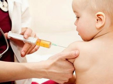 Lợi ích của vắc xin: Không chỉ phòng bệnh truyền nhiễm